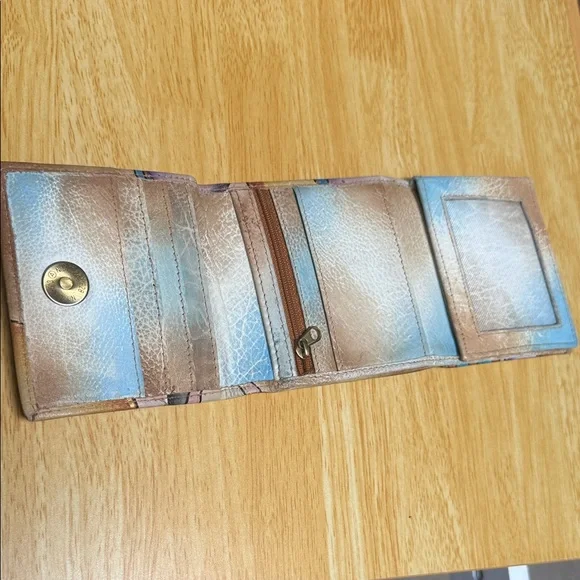 HANDPAINTED ABSTRACT WALLET 🎨 - Picture 11 of 17